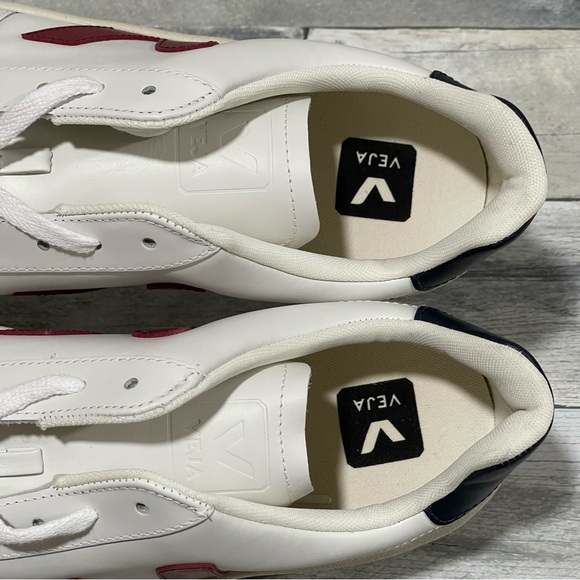 VEJA V-12 Low Top Mens Sneaker - Extra White/ Marsala/ Nautico - Sz - 11.5 .US - Picture 8 of 10